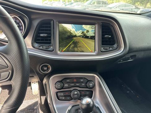 Used 2022 Dodge Challenger R/T Scat Pack image 18