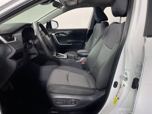 Certified 2025 Toyota RAV4 XLE AWD/4WD image 10