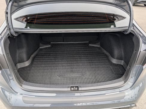 Used 2024 Toyota Corolla LE image 9