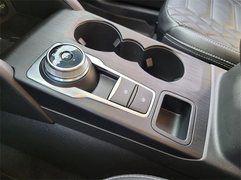 Used 2023 Ford Escape Platinum w/ Premium Technology Package image 31