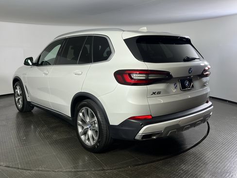 Used 2021 BMW X5 xDrive45e w/ Executive Package image 6