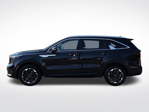 Used 2024 Kia Sorento S FWD image 8