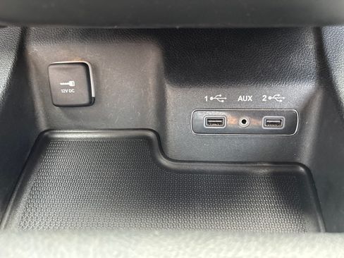 Used 2018 Dodge Durango SXT w/ Trailer Tow Group IV AWD/4WD image 31