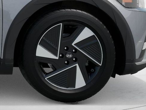 New 2026 Hyundai Ioniq 5 SE RWD image 8