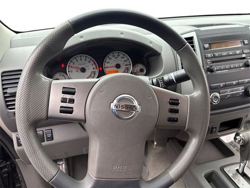 Used 2012 Nissan Frontier SV w/ Sport Appearance Pkg image 15