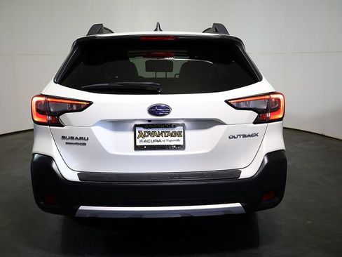 Used 2025 Subaru Outback Limited AWD/4WD image 10