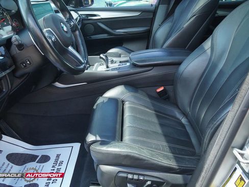 Used 2016 BMW X5 M image 17