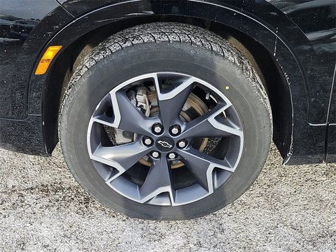 Used 2022 Chevrolet Blazer RS w/ Enhanced Convenience Package image 7