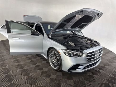 Used 2022 Mercedes-Benz S 500 4MATIC image 14