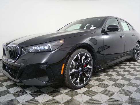 New 2026 BMW 540i xDrive 540i xDrive w/ Executive Package image 8