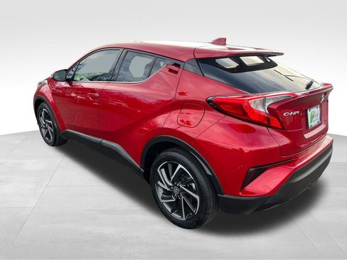 Used 2021 Toyota C-HR Limited image 6
