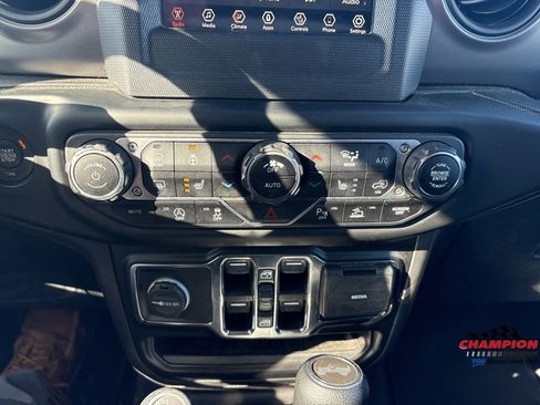 Used 2021 Jeep Wrangler Unlimited Sport S image 22