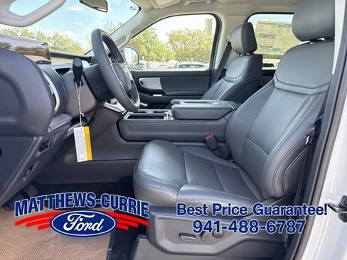 New 2026 Ford Expedition Active RWD image 8