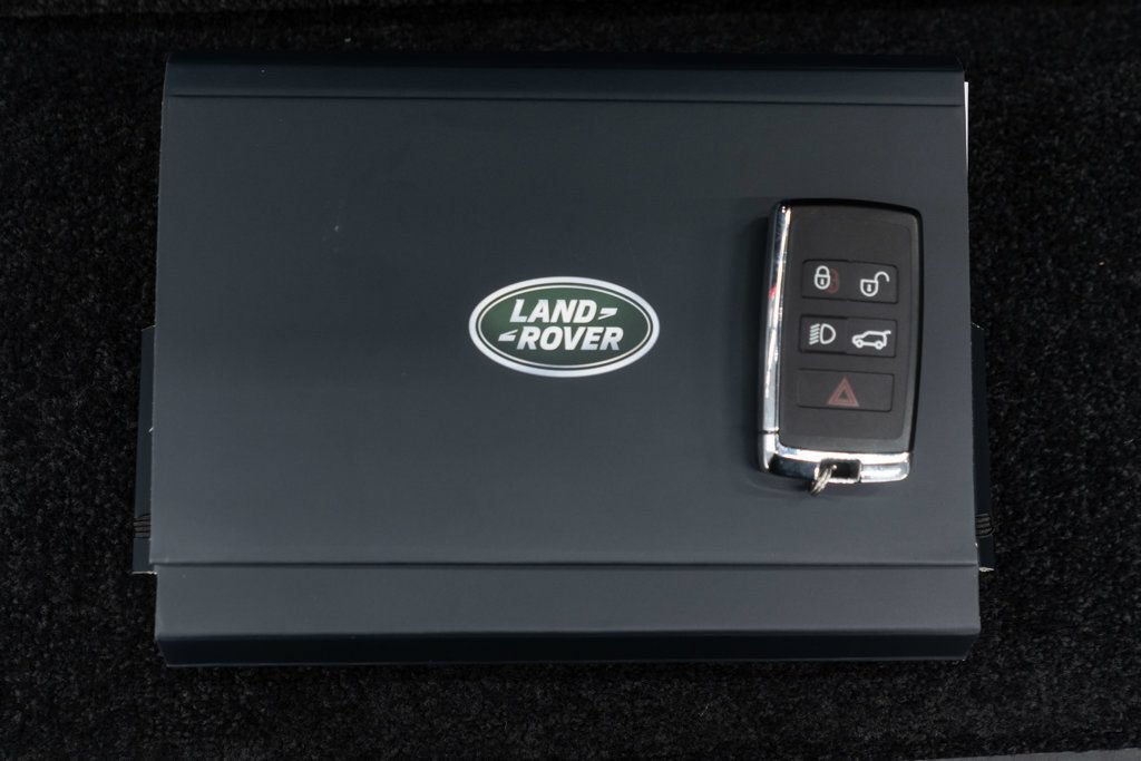 Used 2025 Land Rover Range Rover SE AWD/4WD image 53