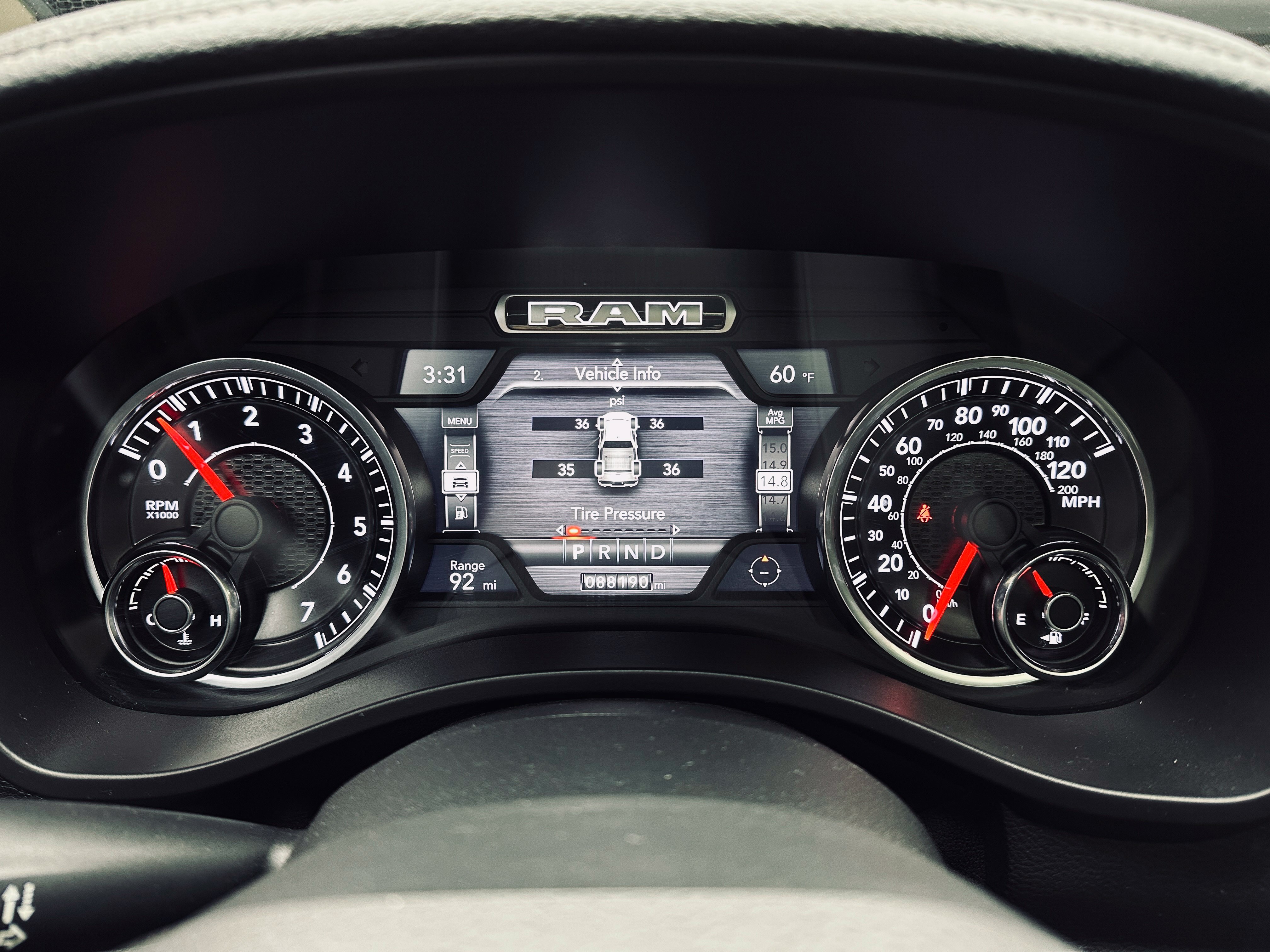 Used 2019 RAM 1500 Laramie AWD/4WD image 28