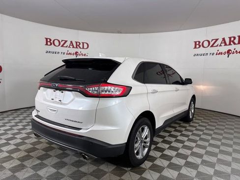 Used 2018 Ford Edge Titanium w/ Ford Safe & Smart Package image 5
