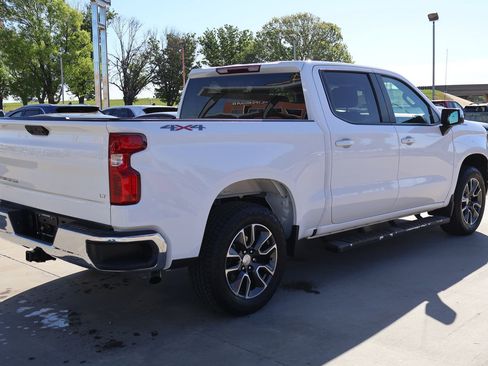 Used 2024 Chevrolet Silverado 1500 LT image 7