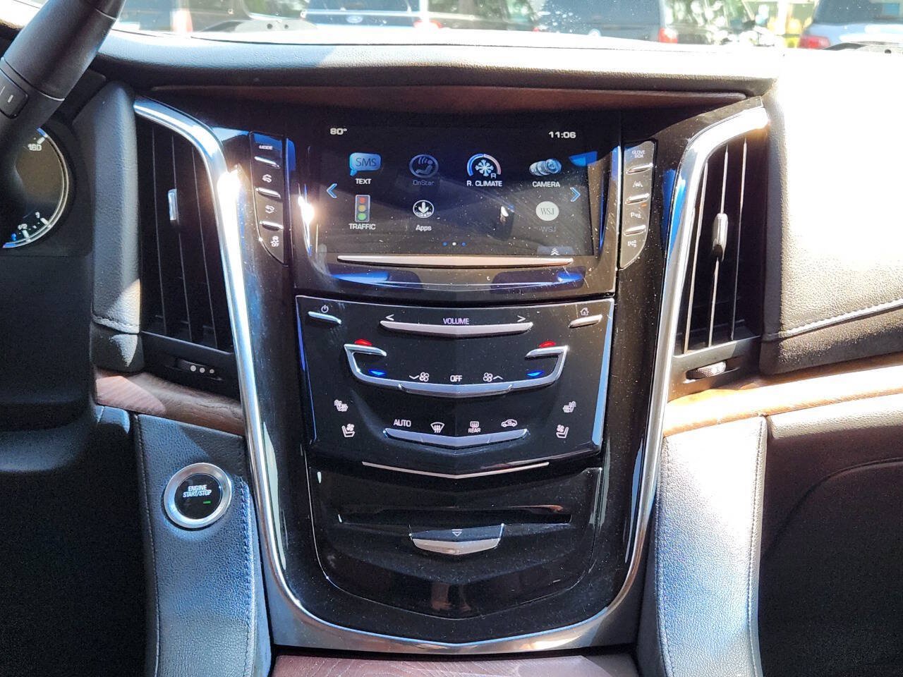 Used 2018 Cadillac Escalade Premium Luxury AWD/4WD image 18