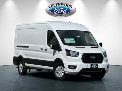 New 2025 Ford Transit 250 148 Medium Roof w/ Exterior Upgrade Package