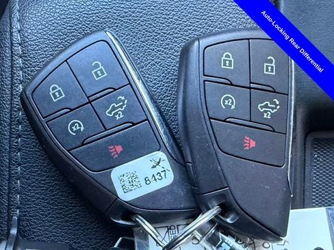 Used 2023 Chevrolet Silverado 1500 LT w/ Z71 Off-Road Package image 27