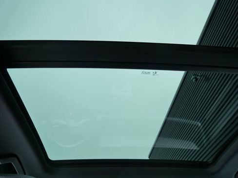 New 2026 Porsche Cayenne image 14