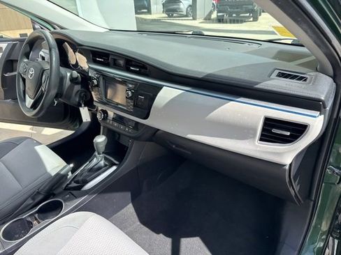 Used 2014 Toyota Corolla LE FWD image 31