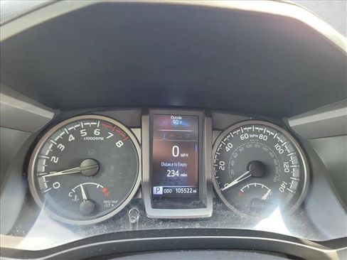 Used 2021 Toyota Tacoma TRD Off-Road w/ Technology Package AWD/4WD image 19