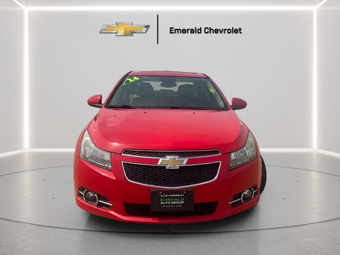 Used 2014 Chevrolet Cruze LT w/ RS Package FWD image 2