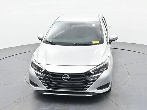 Used 2025 Nissan Versa SV FWD image 21