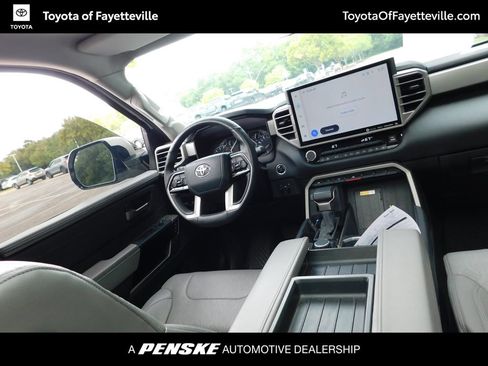 Used 2023 Toyota Tundra Limited AWD/4WD image 3