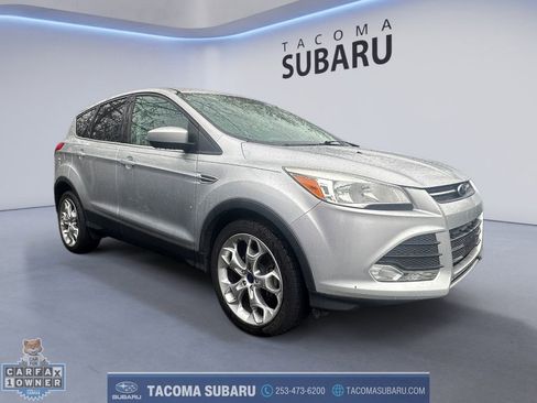 Used 2024 Ford Escape Platinum w/ Class II Trailer Tow Package image 2