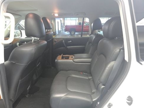 Used 2023 Nissan Armada SL w/ Captain's Chairs Package AWD/4WD image 20