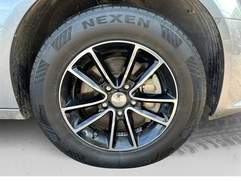 Used 2015 Dodge Grand Caravan R/T FWD image 16