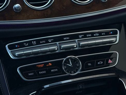 Used 2017 Mercedes-Benz E 300 4MATIC image 15