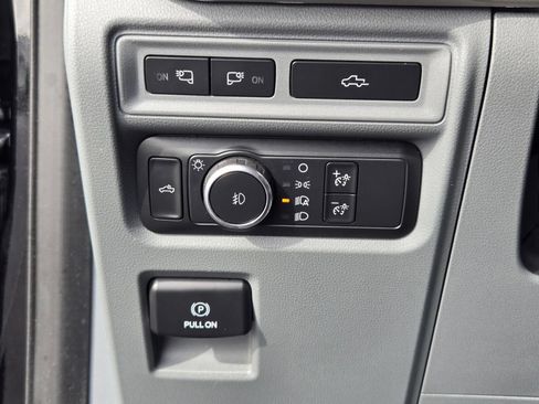 Used 2021 Ford F150 XLT w/ Equipment Group 302A High AWD/4WD image 16