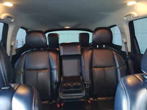 Used 2019 Nissan Pathfinder SL AWD/4WD image 19