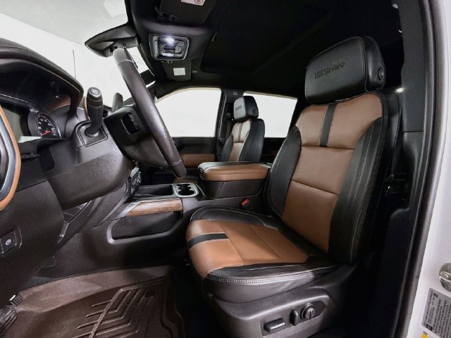 Used 2023 Chevrolet Silverado 3500 High Country w/ Z71 Off-Road Package AWD/4WD image 25