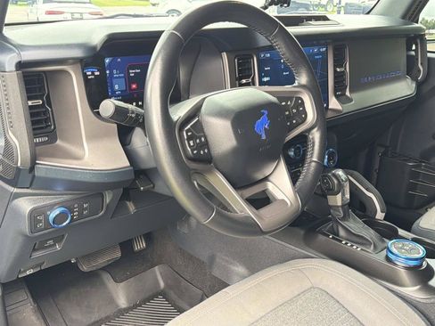 Used 2022 Ford Bronco Outer Banks AWD/4WD image 11