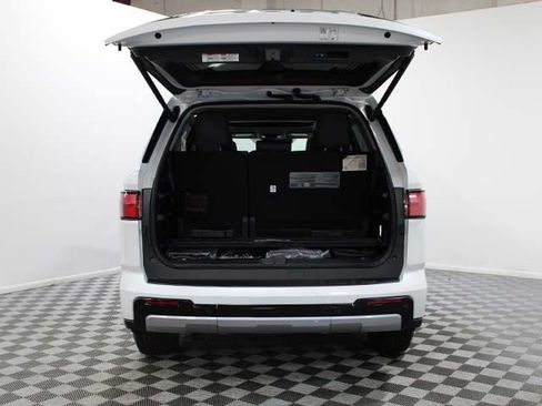 Certified 2024 Toyota Sequoia Limited w/ Tow Technology Package AWD/4WD image 16