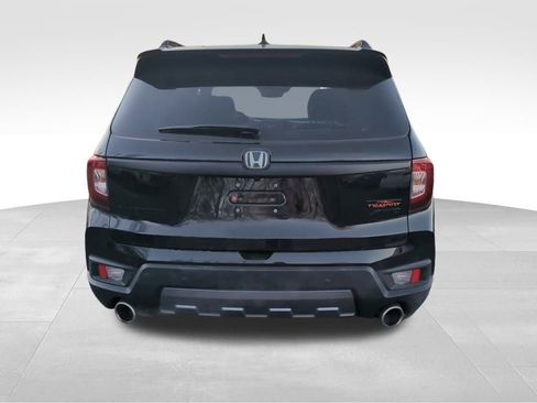 Used 2023 Honda Passport TrailSport image 7