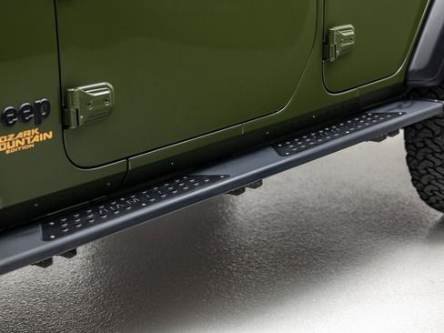 Used 2021 Jeep Wrangler Sport S image 14