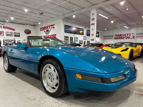 Used 1992 Chevrolet Corvette Convertible RWD image 5