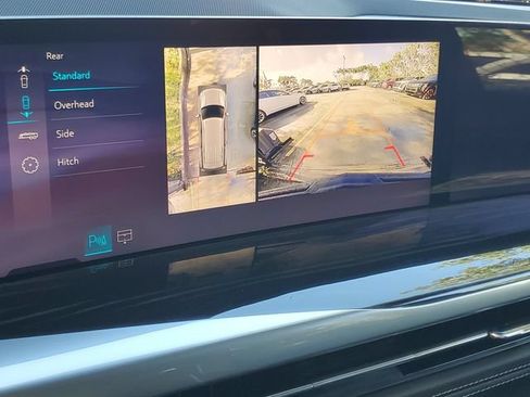Used 2025 Cadillac Escalade Sport AWD/4WD image 27