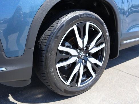 Used 2022 Honda Pilot Touring image 8