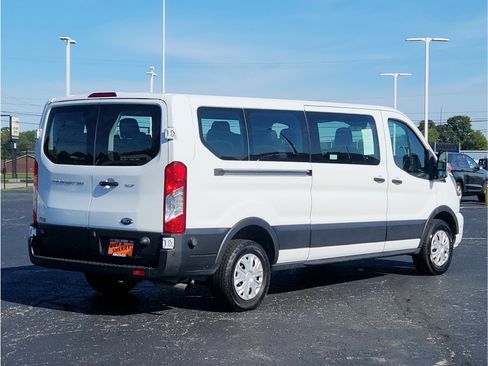 Used 2024 Ford Transit 350 XLT RWD image 12