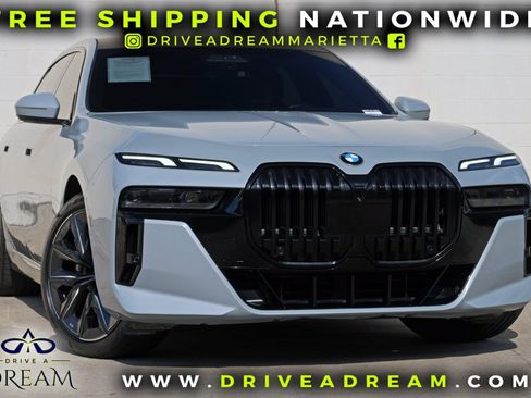 Used 2023 BMW 740i RWD image 2