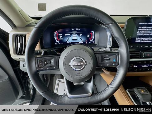 Certified 2025 Nissan Pathfinder Platinum w/ Cargo Package FWD image 11