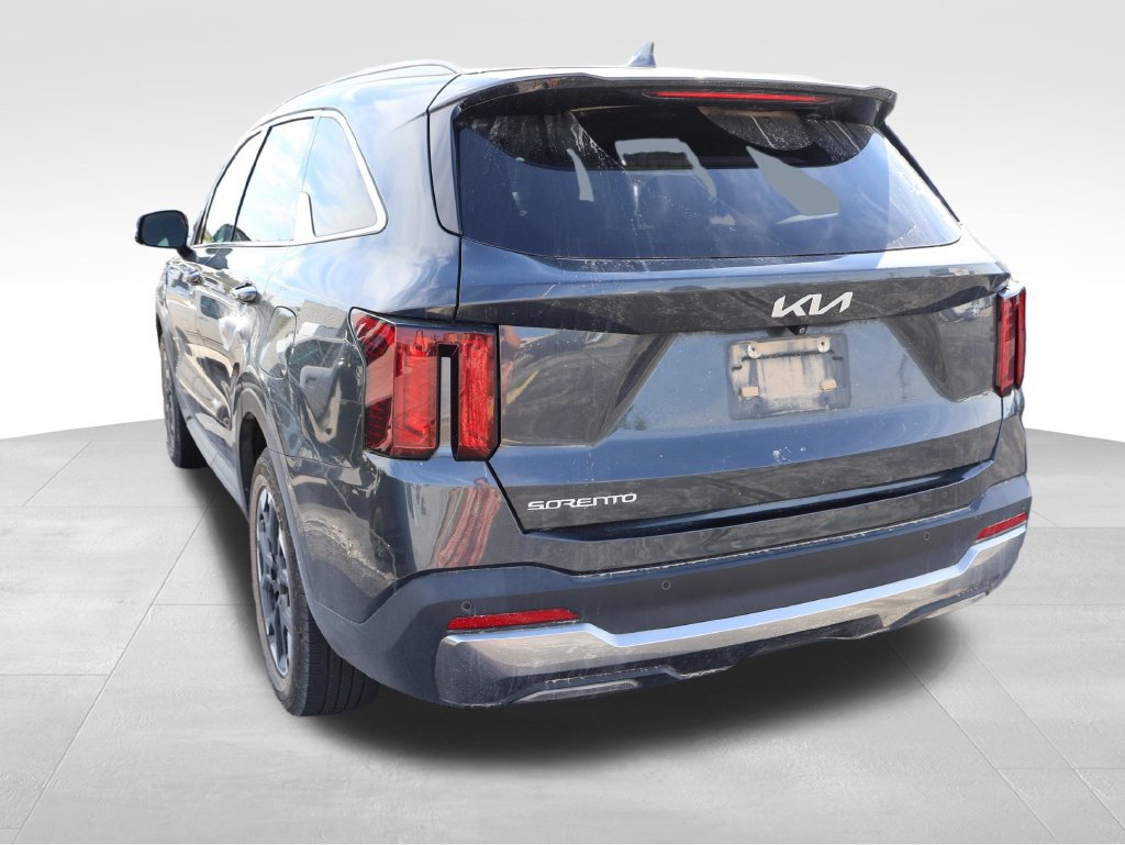 Used 2024 Kia Sorento S w/ Panoramic Sunroof Package FWD image 21