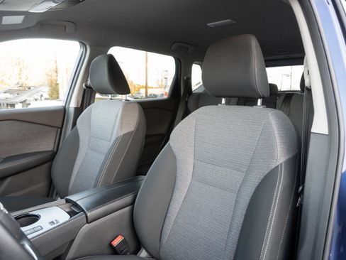 Used 2023 Nissan Rogue SV FWD image 15