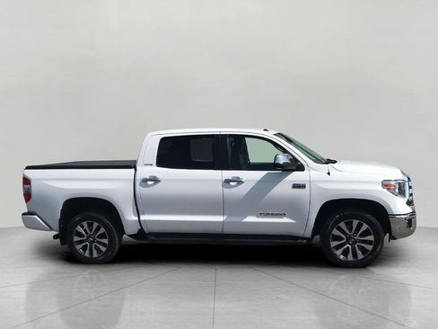 Used 2018 Toyota Tundra Limited w/ Limited Premium Package AWD/4WD image 9